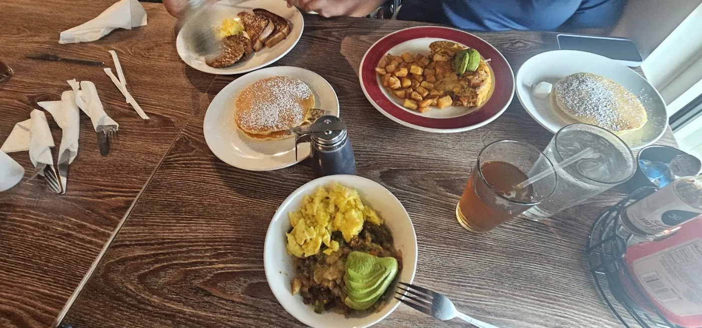 30 Brunch House photo
