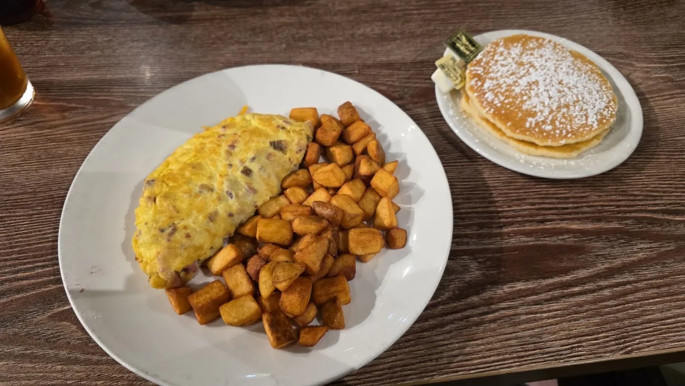 30 Brunch House photo