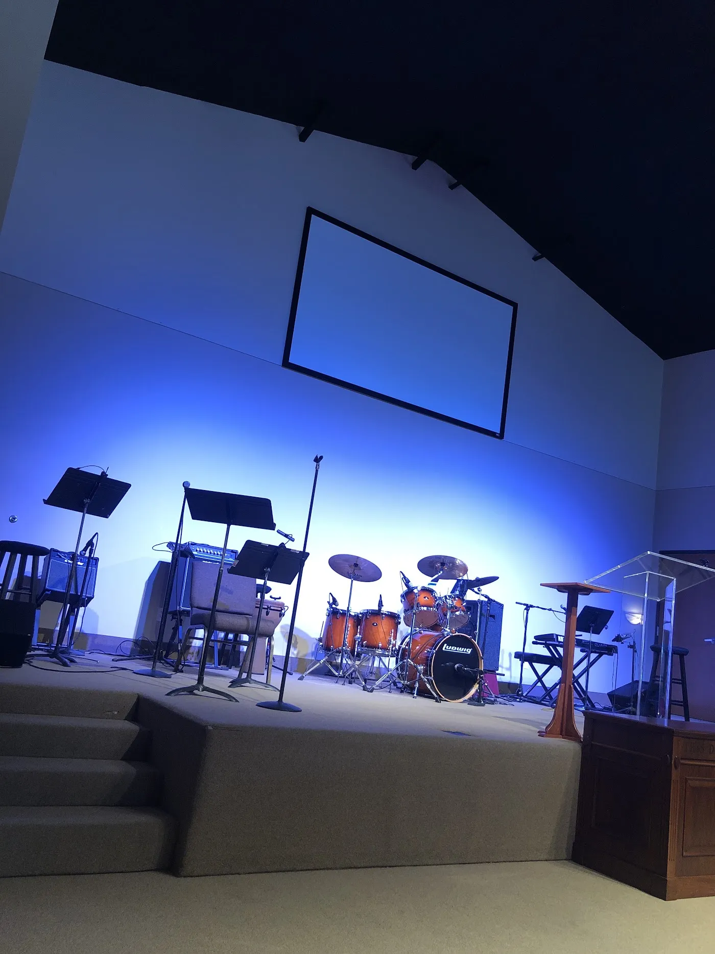 Crossroads Bible Church photo