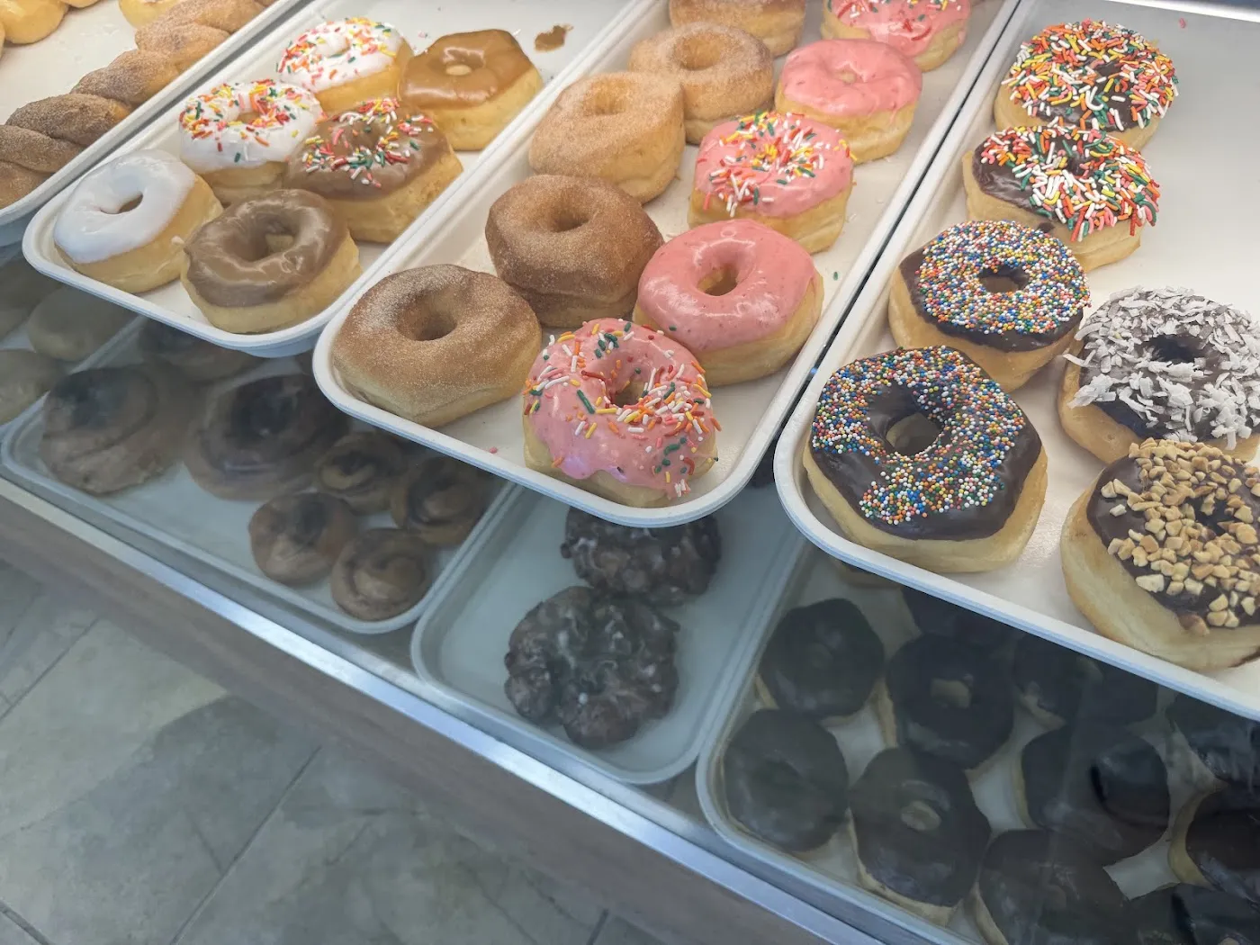 Daylight Donuts photo