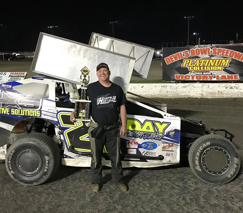 Devil's Bowl Speedway photo