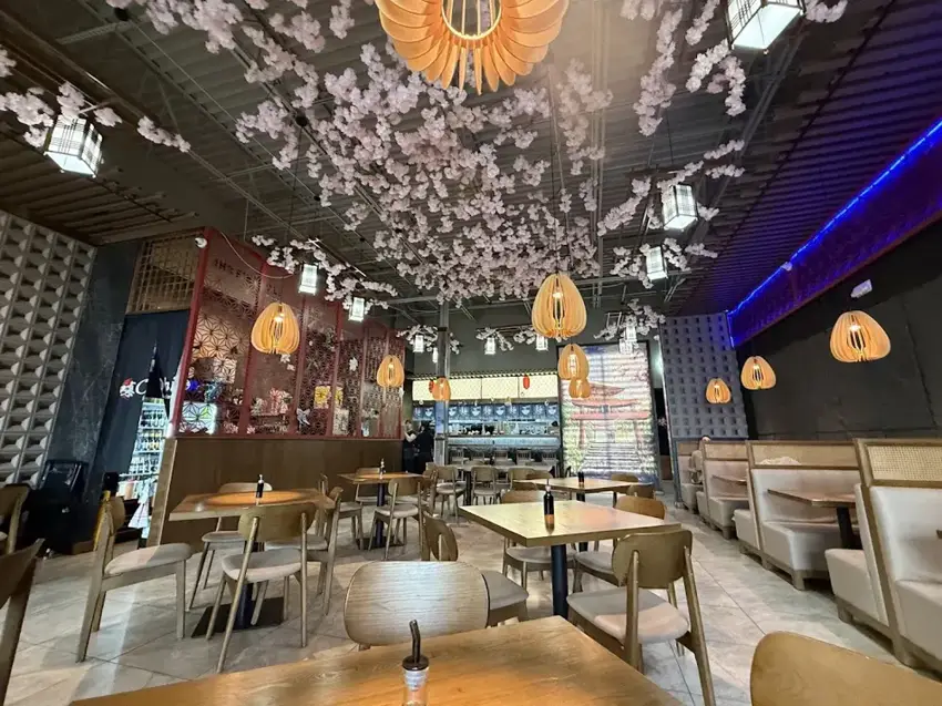 Oishii Ramen & Bar photo