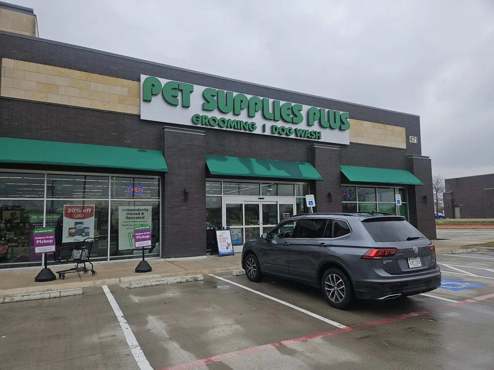 Pet Supplies Plus photo