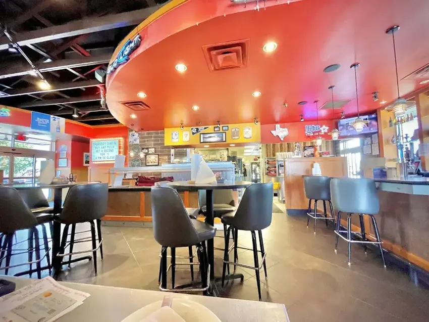 Pizza Hut photo