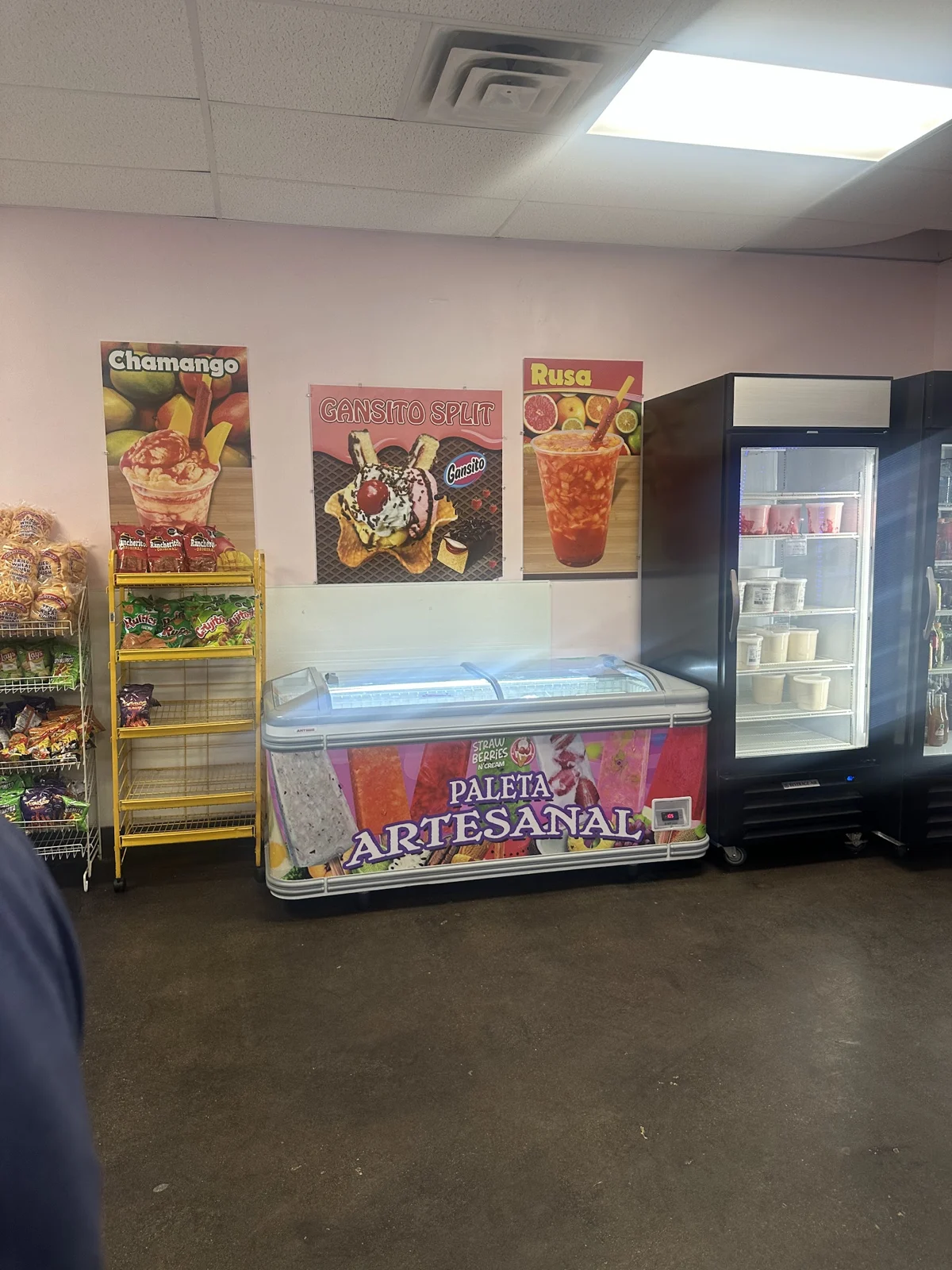 Strawberries 'n Cream Ice Cream Shop photo