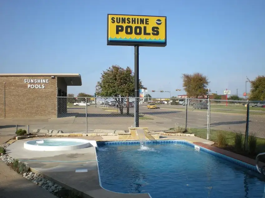 Sunshine Pools photo